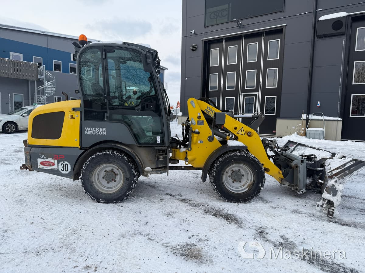 Wacker Neuson WL32 Hjullastare Wacker Neuson WL 32 med snöutrustning - Încărcător frontal pe pneuri: Foto 4 Wacker Neuson WL32 Hjullastare Wacker Neuson WL 32 med snöutrustning - Încărcător frontal pe pneuri: Foto 4