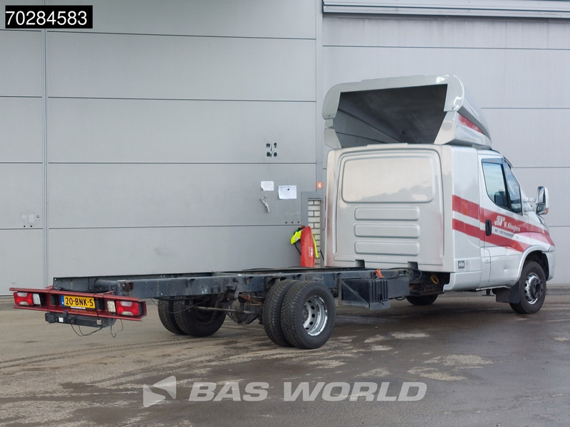 Iveco Daily 70C21 3.0L 475WB Chassis Cabine 3,5t Trekhaak 210PK Dubbellucht Cruise APK 06-2026 Euro6 Chassis Fahrgestell Trekhaak Cruise con - Autoutilitară: Foto 5 Iveco Daily 70C21 3.0L 475WB Chassis Cabine 3,5t Trekhaak 210PK Dubbellucht Cruise APK 06-2026 Euro6 Chassis Fahrgestell Trekhaak Cruise con - Autoutilitară: Foto 5