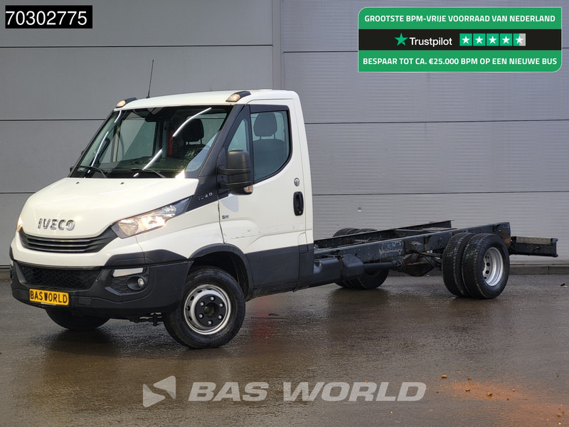Iveco Daily 70C21 3.0L Automaat Luchtvering 435cm WB 210PK Chassis Cabine Airco Cruise Standkachel Euro6 Chassis Fahrgestell Airco Cruise co - Autoutilitară: Foto 1 Iveco Daily 70C21 3.0L Automaat Luchtvering 435cm WB 210PK Chassis Cabine Airco Cruise Standkachel Euro6 Chassis Fahrgestell Airco Cruise co - Autoutilitară: Foto 1