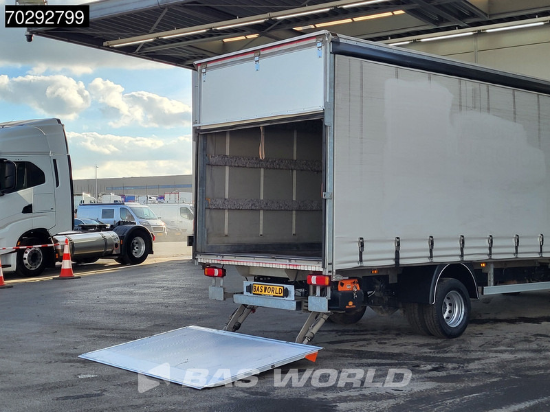 Iveco 60C18 3.0L Automaat Laadklep 180PK Schuifzeilen Zeilen Airco Cruise D'Hollandia Euro6 Schuifzeil Koffer Gesloten laadbak Airco Cruise - Autoutilitară cu prelată: Foto 3 Iveco 60C18 3.0L Automaat Laadklep 180PK Schuifzeilen Zeilen Airco Cruise D'Hollandia Euro6 Schuifzeil Koffer Gesloten laadbak Airco Cruise - Autoutilitară cu prelată: Foto 3