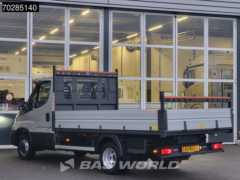 Iveco Daily 35C21 3.0L 210PK Automaat Open Laadbak 2025 model ACC Airco CarPlay Pritsche Pickup Open Box Airco - Autoutilitară cu platformă: Foto 5 Iveco Daily 35C21 3.0L 210PK Automaat Open Laadbak 2025 model ACC Airco CarPlay Pritsche Pickup Open Box Airco - Autoutilitară cu platformă: Foto 5