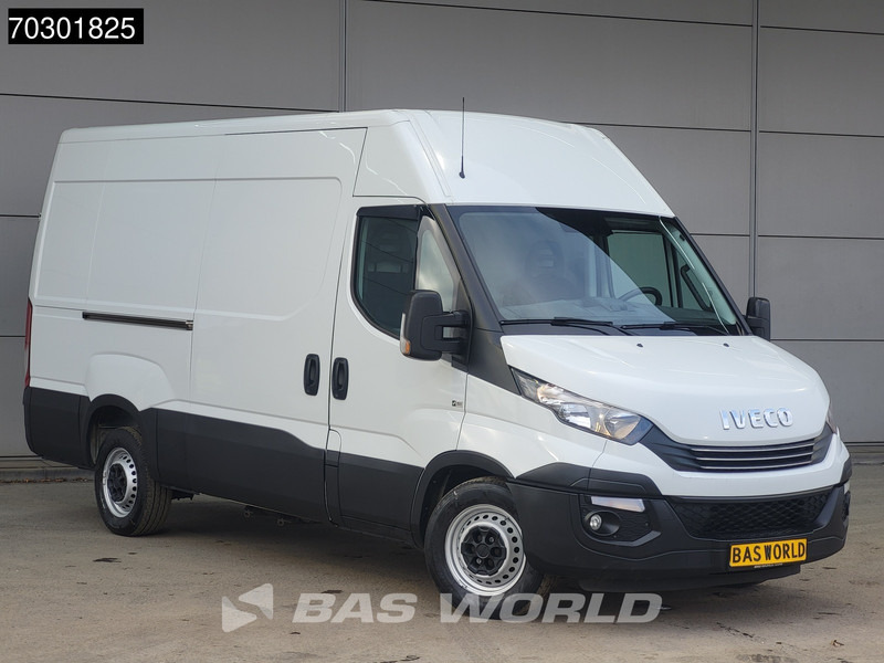 Iveco Daily 35S15 3.0L Automaat Luchtvering L2H2 3,5t Trekhaak 150PK Navi Airco Cruise Camera Euro6 L2 Airco Trekhaak Cruise control - Dubă: Foto 5 Iveco Daily 35S15 3.0L Automaat Luchtvering L2H2 3,5t Trekhaak 150PK Navi Airco Cruise Camera Euro6 L2 Airco Trekhaak Cruise control - Dubă: Foto 5