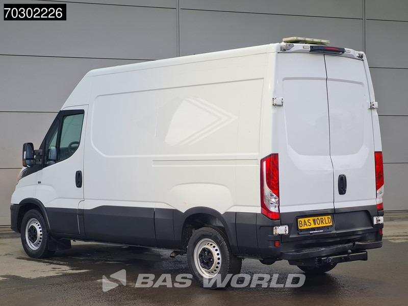 Iveco Daily 35S16 Automaat L2H2 3,5t Trekhaak 160PK ACC Navi Airco Cruise Camera Standkachel Euro6 L2 Airco Trekhaak - Dubă: Foto 5 Iveco Daily 35S16 Automaat L2H2 3,5t Trekhaak 160PK ACC Navi Airco Cruise Camera Standkachel Euro6 L2 Airco Trekhaak - Dubă: Foto 5