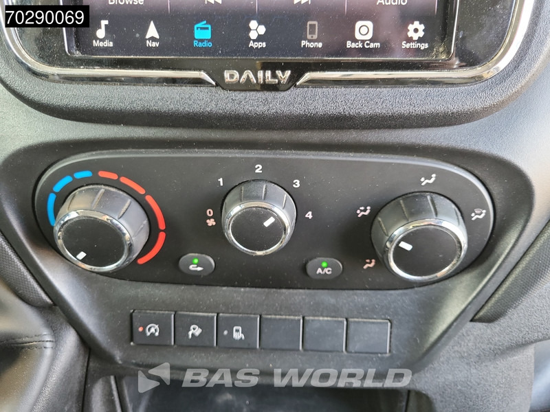 Dubă Iveco Daily 35S16 L2H2 3,5t Trekgewicht 160PK Navi LED Airco Camera Euro6 L2 11m3 Airco Cruise control: Foto 13