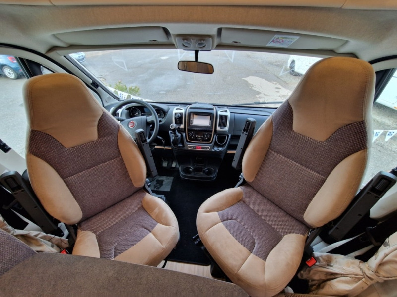 Carthago C-Tourer T 143 LE - Autorulotă semi-integrată: Foto 5 Carthago C-Tourer T 143 LE - Autorulotă semi-integrată: Foto 5