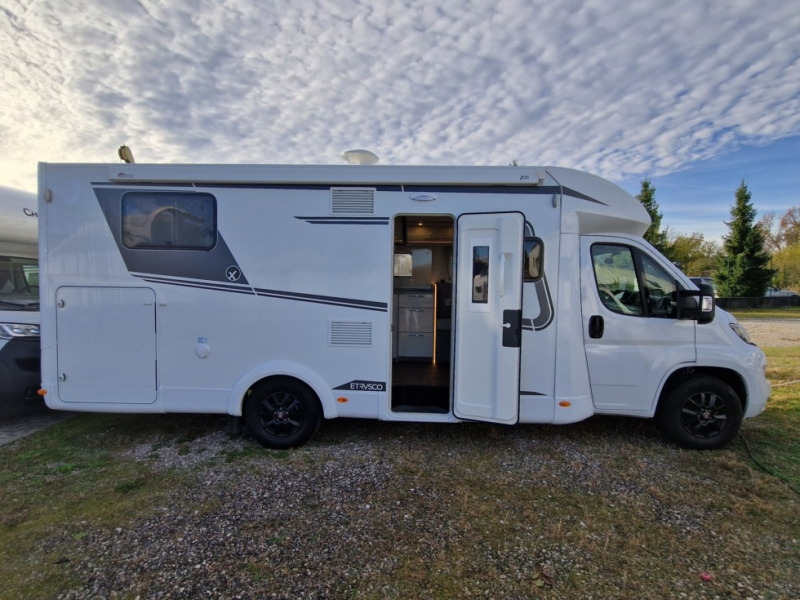 Etrusco T 7400 SBC - Autorulotă semi-integrată: Foto 2 Etrusco T 7400 SBC - Autorulotă semi-integrată: Foto 2