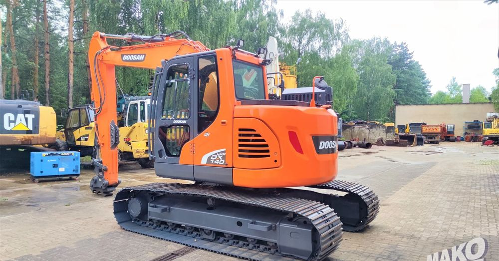 Doosan DX140LCR-5 - Excavator pe şenile: Foto 2 Doosan DX140LCR-5 - Excavator pe şenile: Foto 2