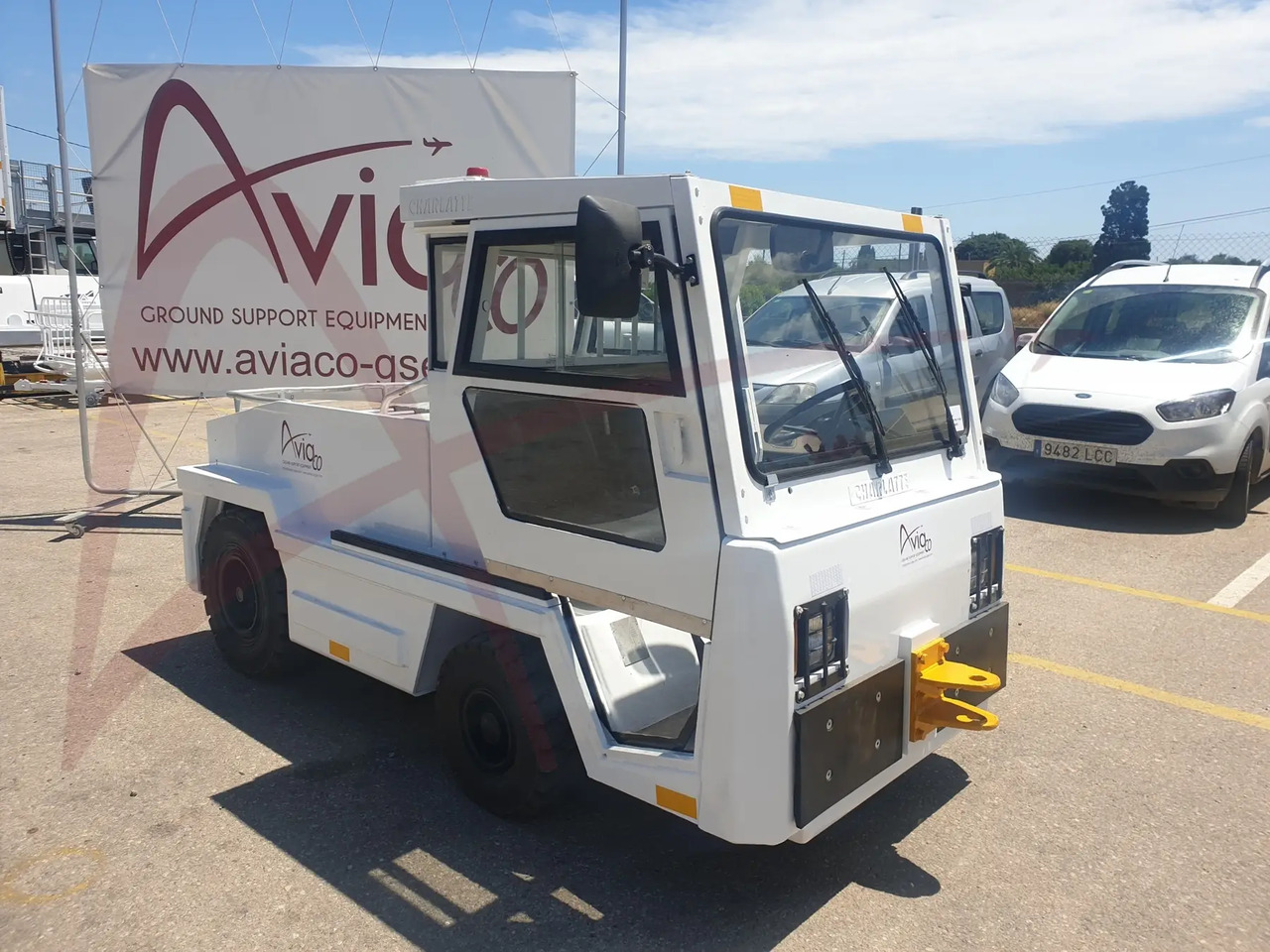 CHARLATTE T135 AC - Tractor pentru bagaje: Foto 3 CHARLATTE T135 AC - Tractor pentru bagaje: Foto 3