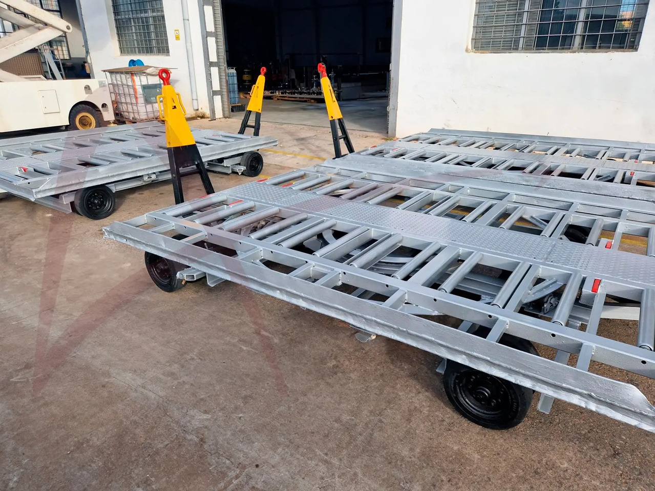 BOMBELLI APT7000-T - Echipamente aeroportuare: Foto 3 BOMBELLI APT7000-T - Echipamente aeroportuare: Foto 3