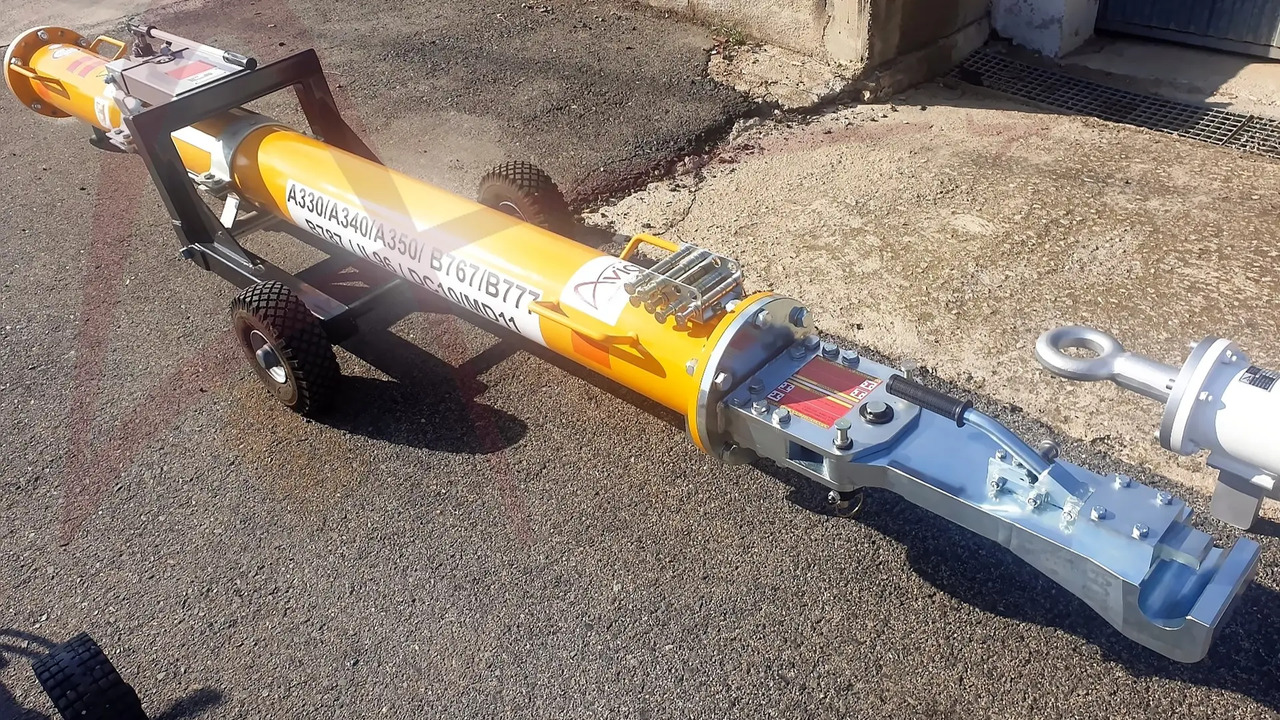 JMS J-TOW VERSA1 - Echipamente aeroportuare: Foto 2 JMS J-TOW VERSA1 - Echipamente aeroportuare: Foto 2