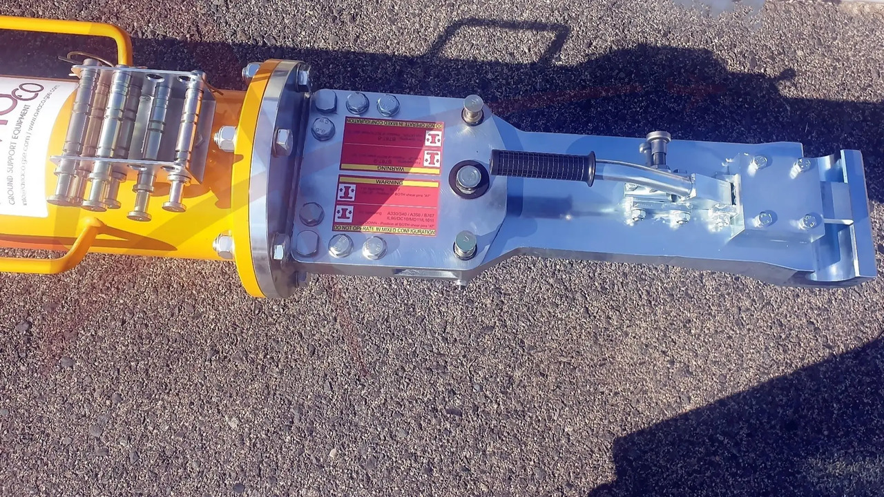 JMS J-TOW VERSA1 - Echipamente aeroportuare: Foto 3 JMS J-TOW VERSA1 - Echipamente aeroportuare: Foto 3