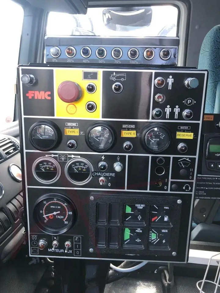 FMC LMD 2000 - Degivrare aeronave: Foto 5 FMC LMD 2000 - Degivrare aeronave: Foto 5