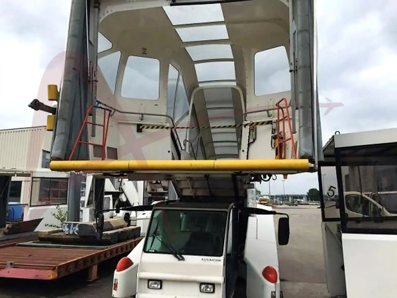 KAHLBACHER JET-STEP 180/420 - Scară de pasageri: Foto 5 KAHLBACHER JET-STEP 180/420 - Scară de pasageri: Foto 5