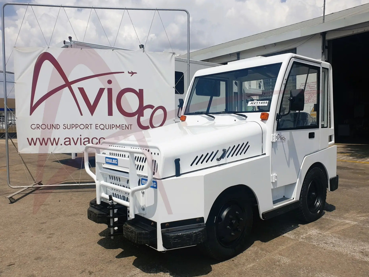 MULAG COMET 4 - Tractor pentru bagaje: Foto 1 MULAG COMET 4 - Tractor pentru bagaje: Foto 1