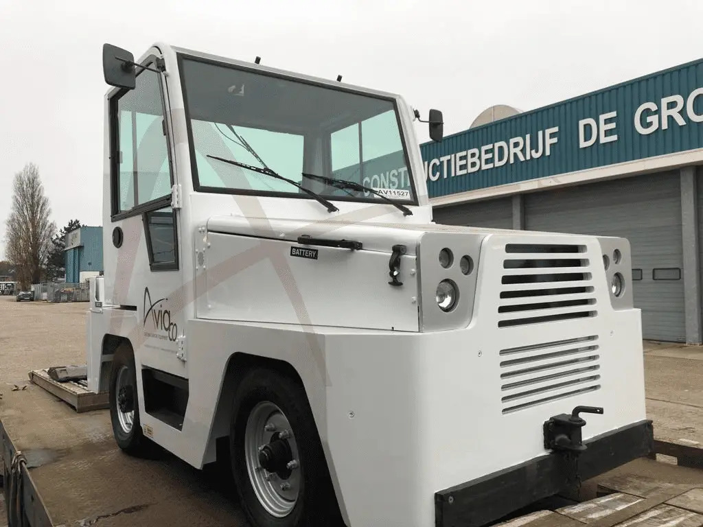 SCHOPF ZD4 - Tractor pentru bagaje: Foto 1 SCHOPF ZD4 - Tractor pentru bagaje: Foto 1