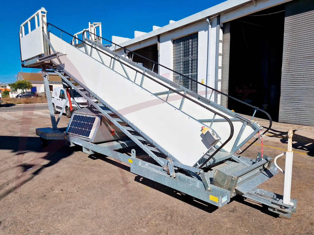 SPS PT-18_2 - Scară de pasageri: Foto 2 SPS PT-18_2 - Scară de pasageri: Foto 2