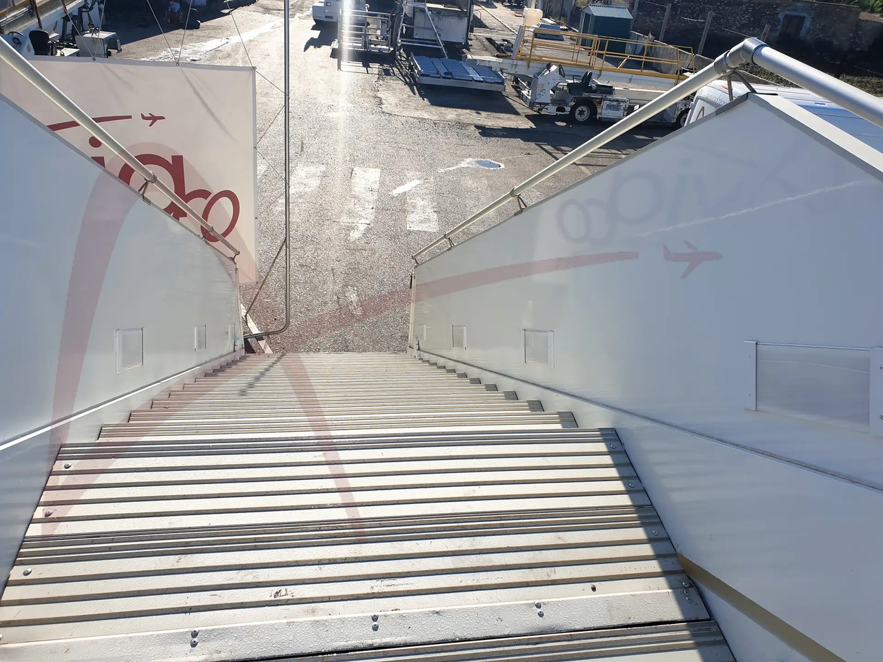 TLD ABS-580 - Scară de pasageri: Foto 4 TLD ABS-580 - Scară de pasageri: Foto 4