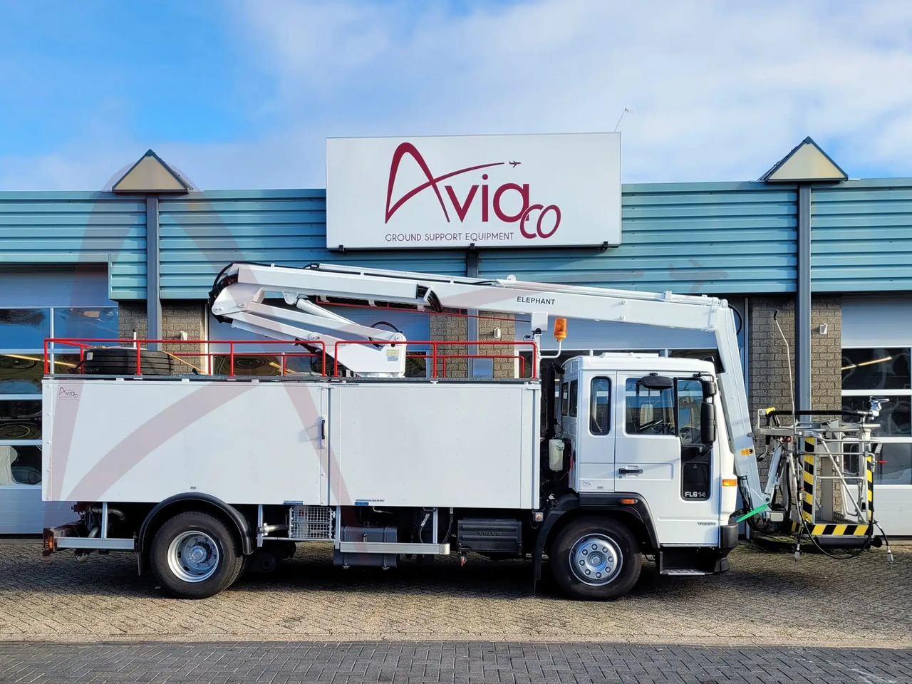 VESTERGAARD ELEPHANT MY - Degivrare aeronave: Foto 1 VESTERGAARD ELEPHANT MY - Degivrare aeronave: Foto 1