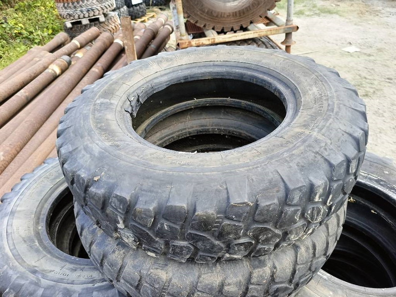 Michelin 6,50 R16 C 7,00R16 C 22/100R16 255/100R16 banden l - Anvelope și jante pentru Utilaje constructii: Foto 5 Michelin 6,50 R16 C 7,00R16 C 22/100R16 255/100R16 banden l - Anvelope și jante pentru Utilaje constructii: Foto 5