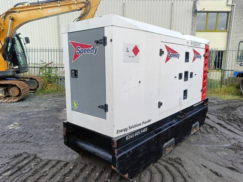 SDMO R220 C3 220 kva generator john deere 318A - Generator electric: Foto 4 SDMO R220 C3 220 kva generator john deere 318A - Generator electric: Foto 4