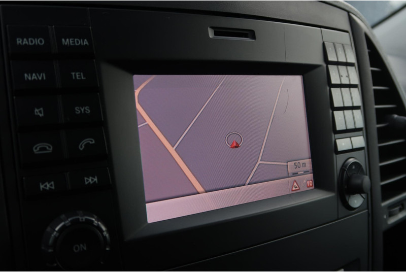 Mercedes-Benz Vito 119 CDI Lang DC/ LED/ CAM/ 2X SCHUIFDEUR/ STOELVERW/ CRUISE/ ETC. - Autoutilitară compactă, Autoutilitară cabină dublă: Foto 5 Mercedes-Benz Vito 119 CDI Lang DC/ LED/ CAM/ 2X SCHUIFDEUR/ STOELVERW/ CRUISE/ ETC. - Autoutilitară compactă, Autoutilitară cabină dublă: Foto 5