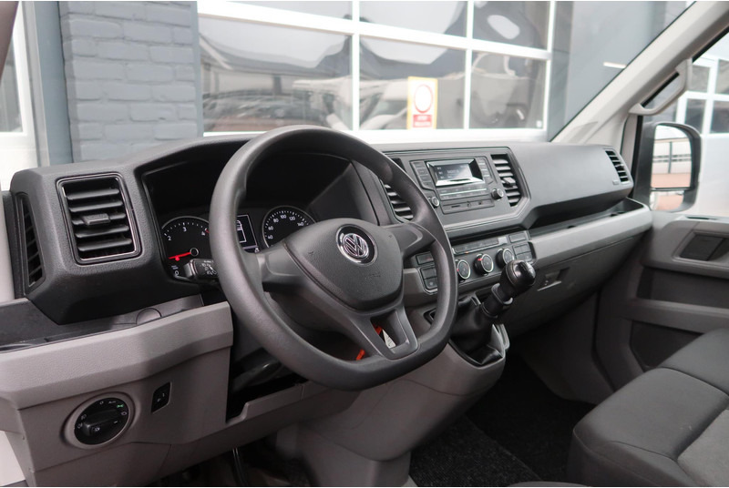 Volkswagen Crafter 35 2.0 TDI LAADKLEP/ AIRCO/ CRUISE - Autoutilitară box: Foto 2 Volkswagen Crafter 35 2.0 TDI LAADKLEP/ AIRCO/ CRUISE - Autoutilitară box: Foto 2