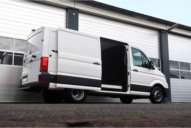 Volkswagen Crafter 50 2.0 TDI DL L3H2 3.5 T/ LED/ CAMERA/ NAVI/ CRUISE/ CLIMA/ DUBBEL LUCHT - Dubă: Foto 4 Volkswagen Crafter 50 2.0 TDI DL L3H2 3.5 T/ LED/ CAMERA/ NAVI/ CRUISE/ CLIMA/ DUBBEL LUCHT - Dubă: Foto 4