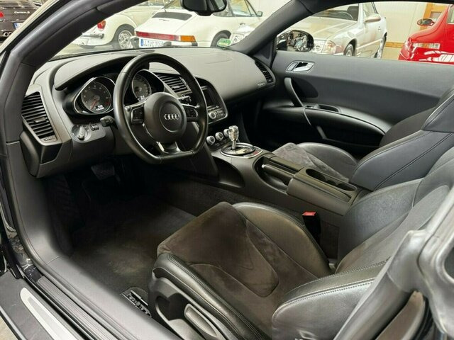 AUDI R8 4.2 FSI V8 quattro Coupé makellos!... - Automobil: Foto 5 AUDI R8 4.2 FSI V8 quattro Coupé makellos!... - Automobil: Foto 5