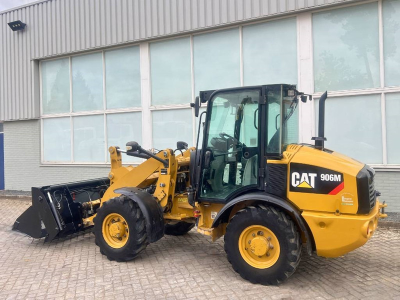 Cat 906 M 2016 - Încărcător frontal pe pneuri: Foto 4 Cat 906 M 2016 - Încărcător frontal pe pneuri: Foto 4