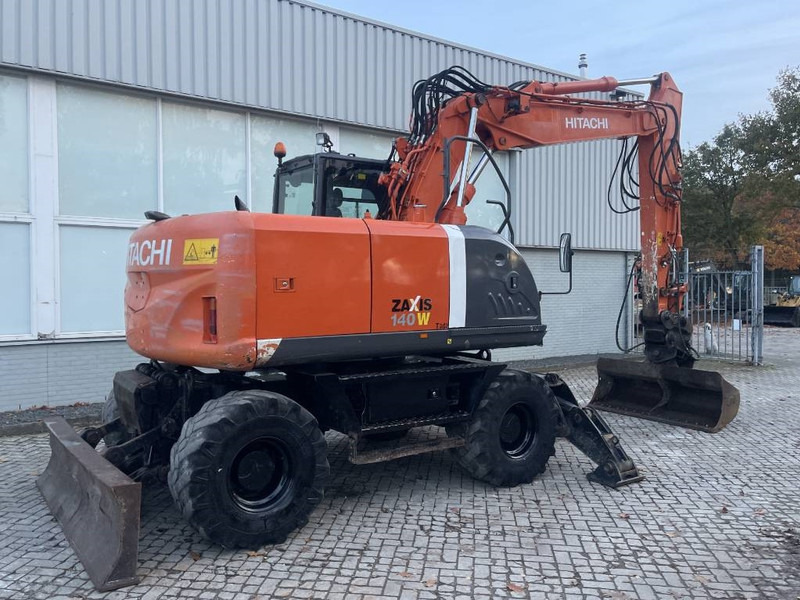 Hitachi ZX 140 W-3 - Excavator pe roţi: Foto 5 Hitachi ZX 140 W-3 - Excavator pe roţi: Foto 5