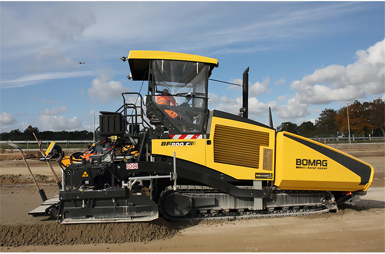 BOMAG BF800C Asphalt Paver Machine Used Asphalt Paver - Finisor de asfalt: Foto 1 BOMAG BF800C Asphalt Paver Machine Used Asphalt Paver - Finisor de asfalt: Foto 1