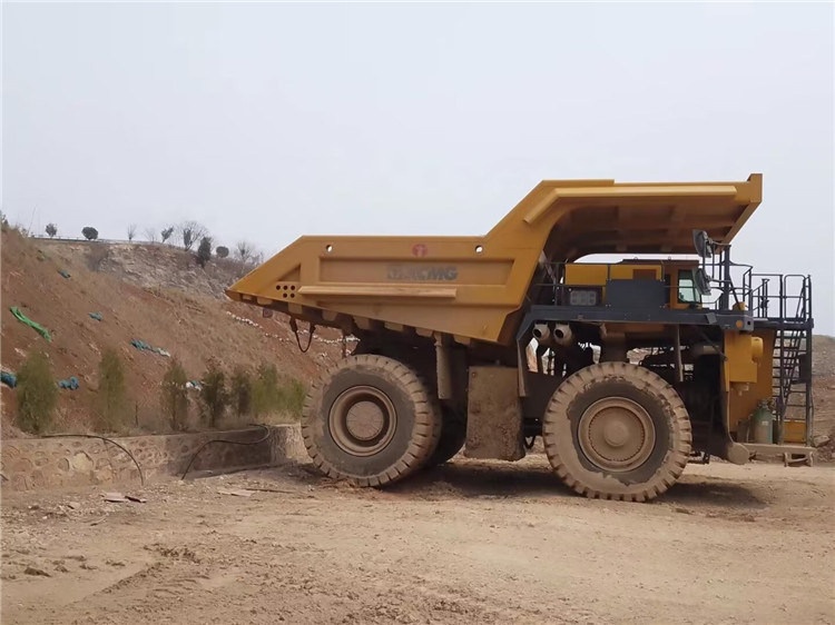XCMG Factory Xde150 China 4X2 Used Mining Electric Dump Truck with Good Quality - Camion minier: Foto 2 XCMG Factory Xde150 China 4X2 Used Mining Electric Dump Truck with Good Quality - Camion minier: Foto 2