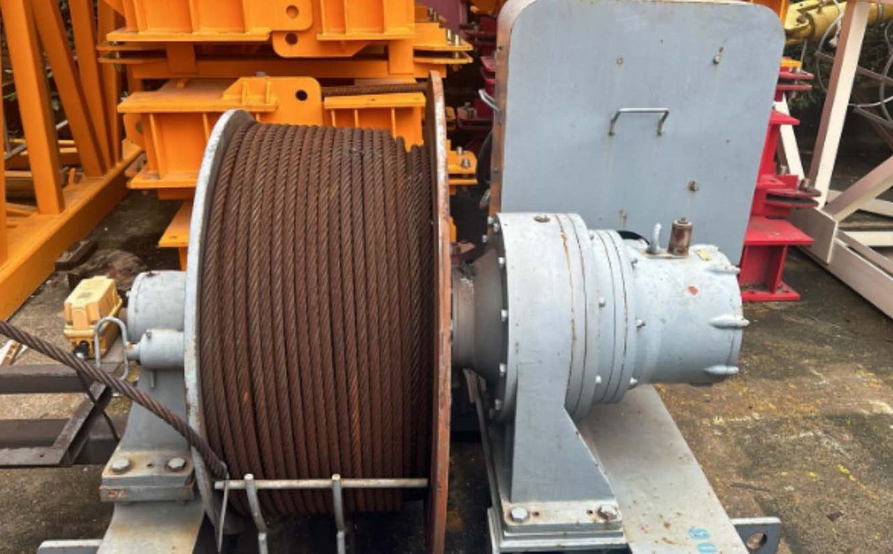 XCMG Official 20 Ton Construction Tower Crane XL6025-20 Used Liffing Jib Tower Crane For Sale - Macara turn: Foto 2 XCMG Official 20 Ton Construction Tower Crane XL6025-20 Used Liffing Jib Tower Crane For Sale - Macara turn: Foto 2