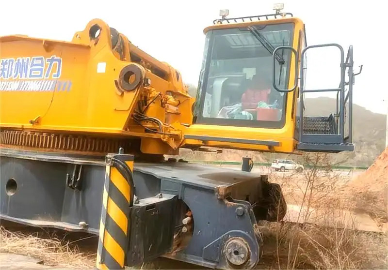 XCMG Official Crane Lifting Equipment Used Crawler crane XGC11000 - Macara pe senile: Foto 4 XCMG Official Crane Lifting Equipment Used Crawler crane XGC11000 - Macara pe senile: Foto 4