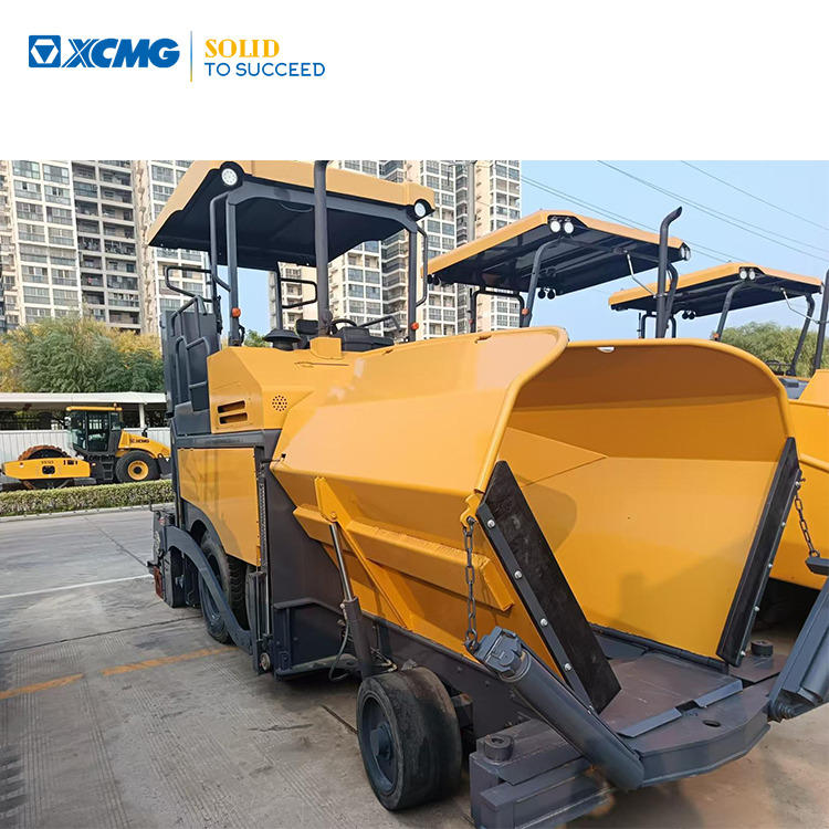 Finisor de asfalt XCMG Official Road Machinery Used Asphalt Paver RP453L 3.4m Small Asphalt Paver Price: Foto 1