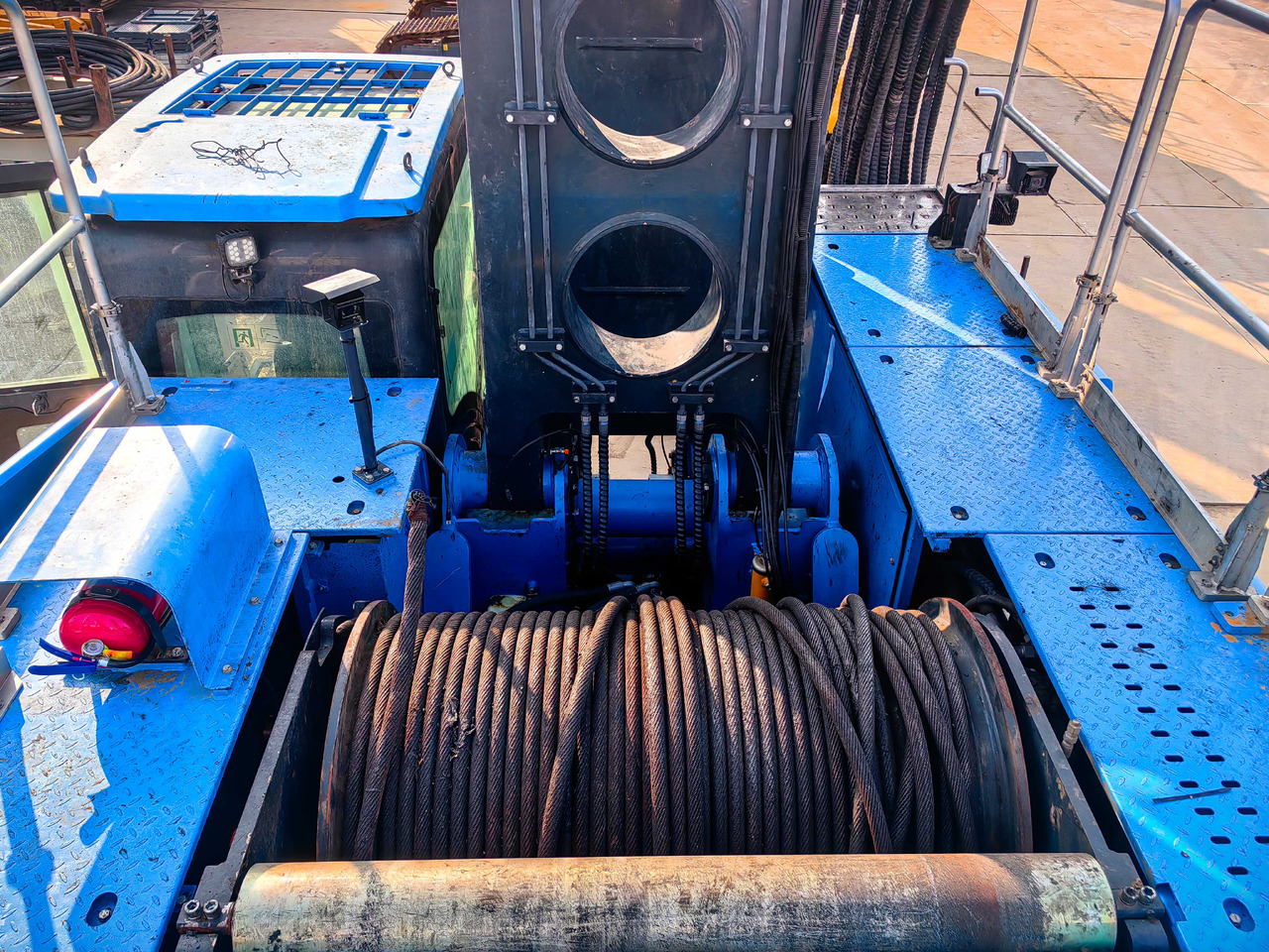 XCMG Official Second Hand XR240E 80m Rotary Drilling Rig Machine Hot Sale - Maşină de foraj: Foto 2 XCMG Official Second Hand XR240E 80m Rotary Drilling Rig Machine Hot Sale - Maşină de foraj: Foto 2