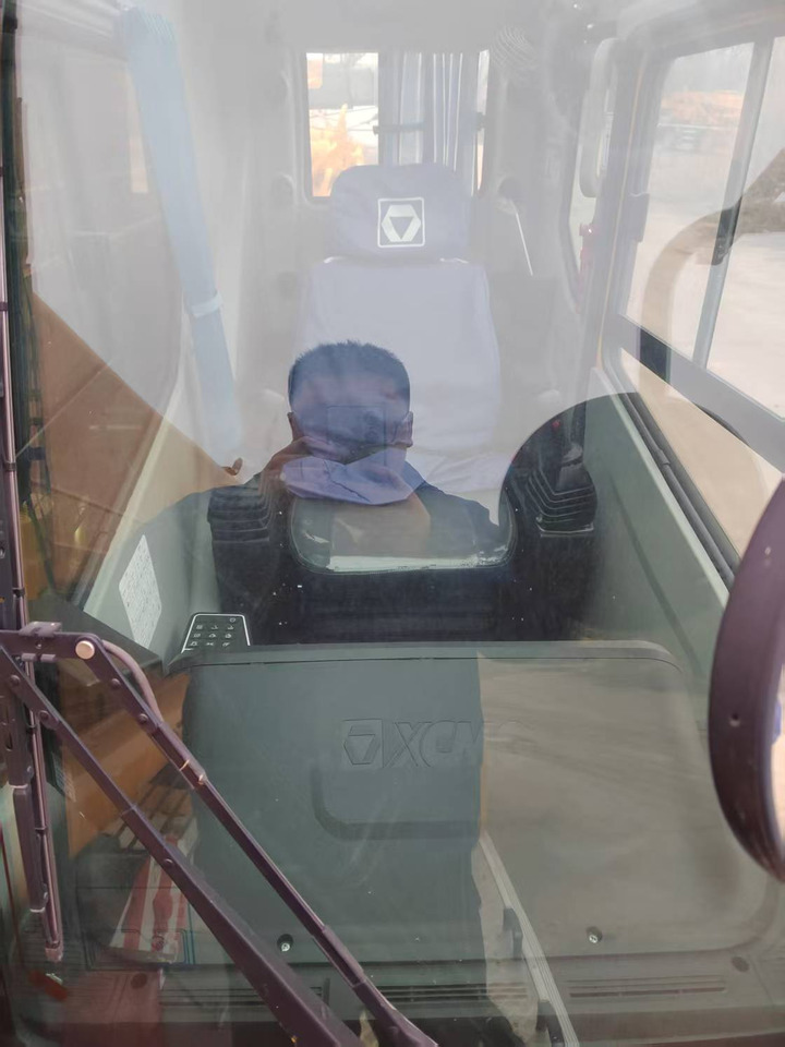 Automacara XCMG Official Used Truck Crane 25 ton XCT25L4-Y Hydraulic Arm Mobile Crane Price: Foto 6