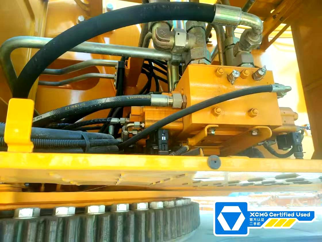 XCMG QY180K5C hydraulic telescopic boom diesel lift crane truck - Automacara: Foto 3 XCMG QY180K5C hydraulic telescopic boom diesel lift crane truck - Automacara: Foto 3