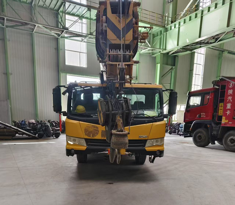 XCMG QY25K5A 25 ton truck crane hydraulic for sale - Automacara: Foto 5 XCMG QY25K5A 25 ton truck crane hydraulic for sale - Automacara: Foto 5