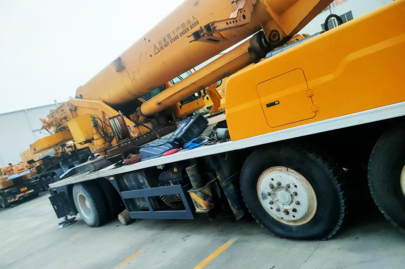 XCMG QY70K-I 70ton lifting machine hoist truck crane price - Automacara: Foto 3 XCMG QY70K-I 70ton lifting machine hoist truck crane price - Automacara: Foto 3