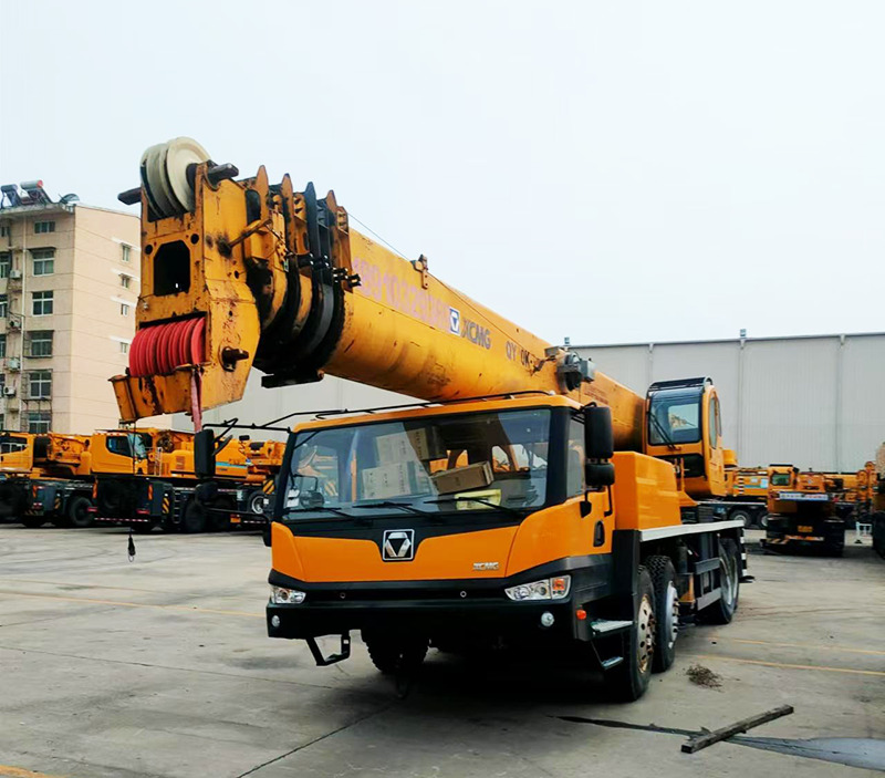 XCMG QY70K-I 70ton lifting machine hoist truck crane price - Automacara: Foto 5 XCMG QY70K-I 70ton lifting machine hoist truck crane price - Automacara: Foto 5
