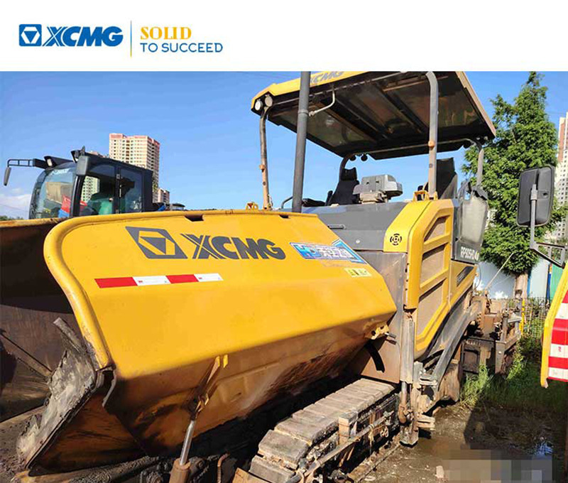 XCMG RP905HDIV used hydraulic mobile asphalt paver - Finisor de asfalt: Foto 1 XCMG RP905HDIV used hydraulic mobile asphalt paver - Finisor de asfalt: Foto 1