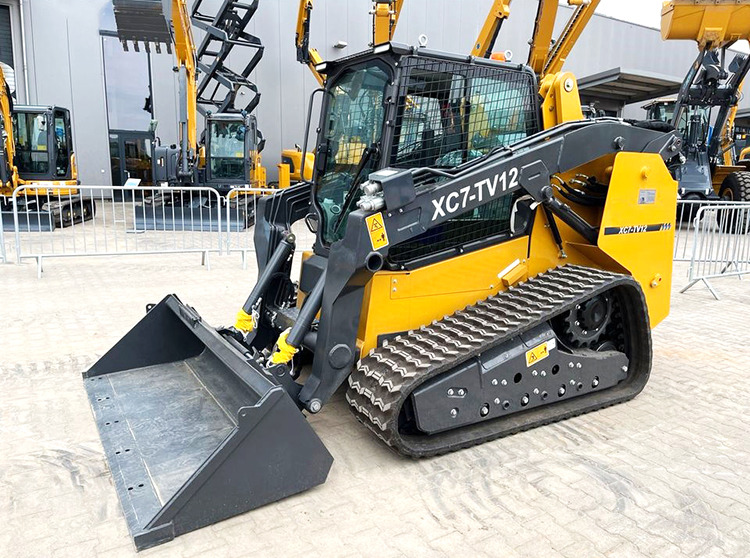 XCMG XC7-TV12 crawler track skid steer loader for sale - Mini încărcător pe şenile: Foto 4 XCMG XC7-TV12 crawler track skid steer loader for sale - Mini încărcător pe şenile: Foto 4