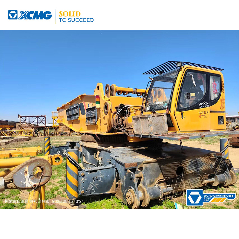 XCMG XGC650 used mobile hydraulic hoist lift machine 650ton crawler crane - Macara pe senile: Foto 1 XCMG XGC650 used mobile hydraulic hoist lift machine 650ton crawler crane - Macara pe senile: Foto 1