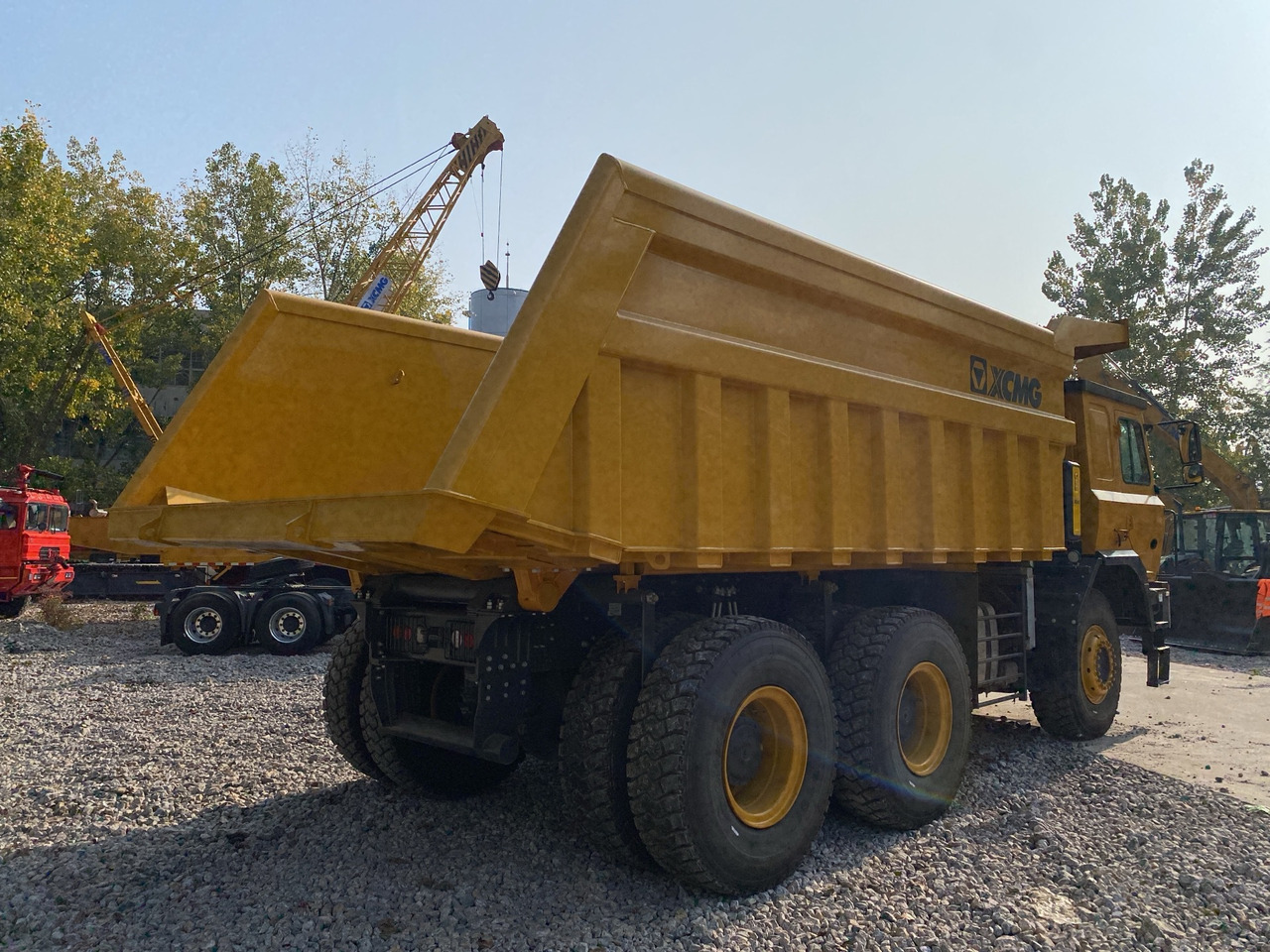 XCMG XKT105A used Wide-Body dump truck for mining - Utilaje miniere: Foto 4 XCMG XKT105A used Wide-Body dump truck for mining - Utilaje miniere: Foto 4
