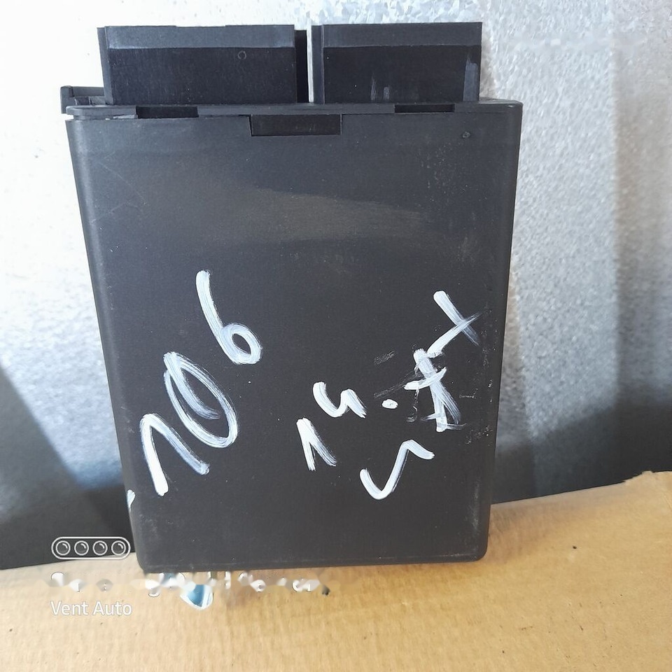 DAF XF 106 LIFT 2151588 DAF 2151588 truck - Calculator de bord pentru Camion: Foto 3 DAF XF 106 LIFT 2151588 DAF 2151588 truck - Calculator de bord pentru Camion: Foto 3