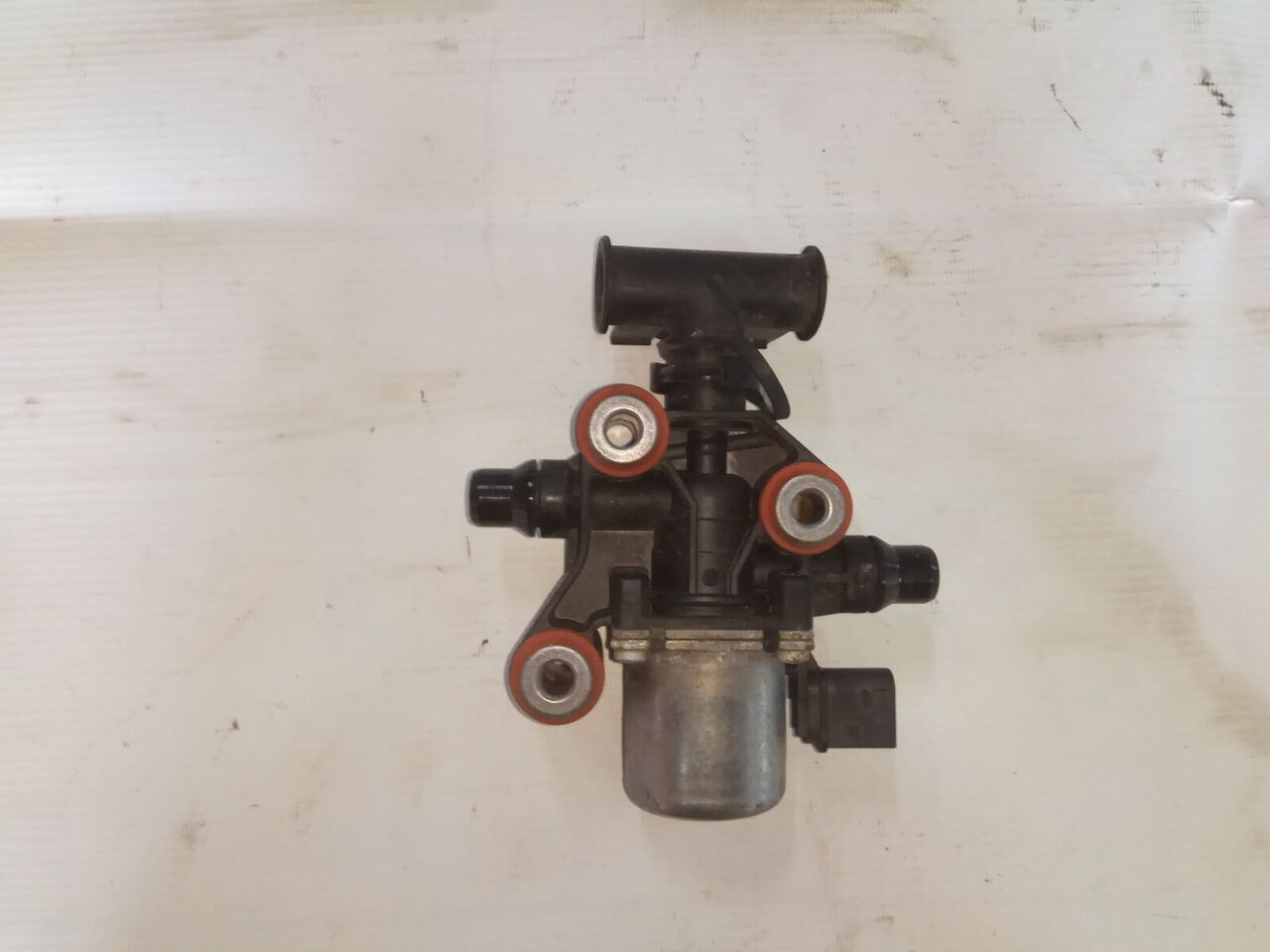 Elektrozawór AdBlue WABCO 446091304 DAF XF 106 truck - Sistem de evacuare pentru Camion: Foto 3 Elektrozawór AdBlue WABCO 446091304 DAF XF 106 truck - Sistem de evacuare pentru Camion: Foto 3