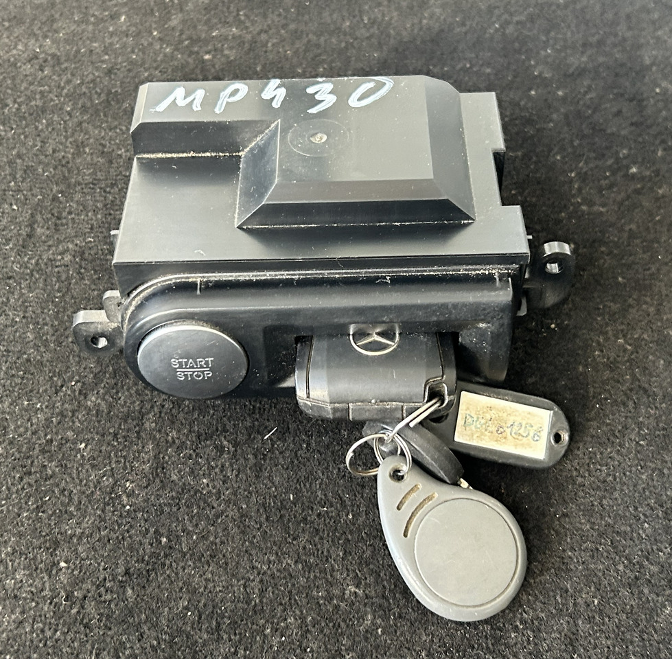 MERCEDES-BENZ ACTROS MP4 START/STOP IGNITION SWITCH - Tablou de bord pentru Camion: Foto 2 MERCEDES-BENZ ACTROS MP4 START/STOP IGNITION SWITCH - Tablou de bord pentru Camion: Foto 2