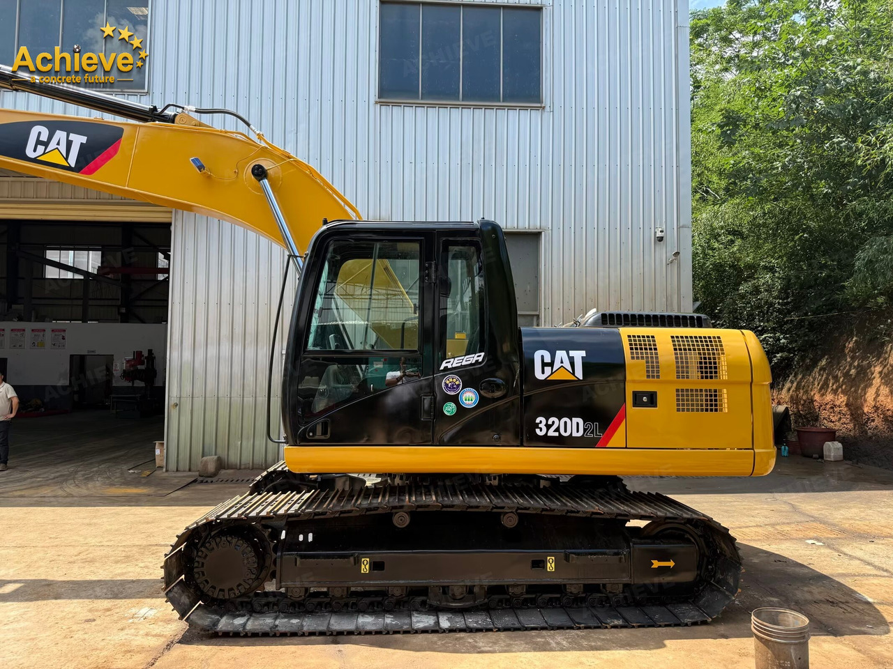 CATERPILLAR 【ACHIEVE】TOP CONDITION!!! CAT 320D2L tracked excavator - Excavator pe şenile: Foto 4 CATERPILLAR 【ACHIEVE】TOP CONDITION!!! CAT 320D2L tracked excavator - Excavator pe şenile: Foto 4
