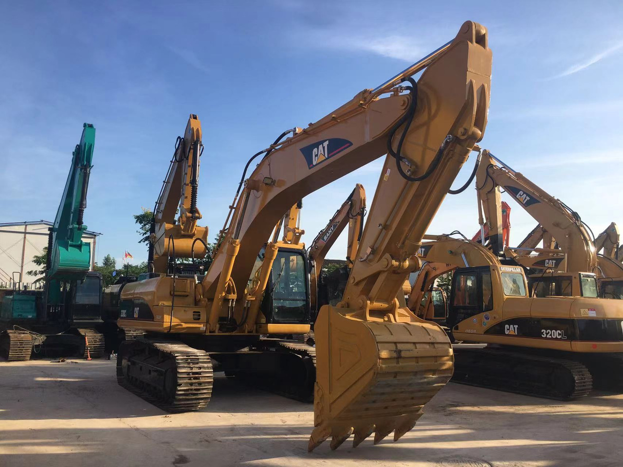 CATERPILLAR Used Excavator Original CAT 330CL 30Ton Excavator For Mining - Excavator pe şenile: Foto 2 CATERPILLAR Used Excavator Original CAT 330CL 30Ton Excavator For Mining - Excavator pe şenile: Foto 2